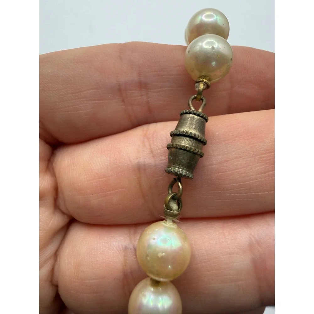 Vintage‎ Hand Knotted Faux Pearl Necklace Cream Iridescent 15 Inch Barrel Clasp